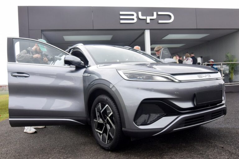 BYD Price Cuts Intensify China’s Automotive Price War