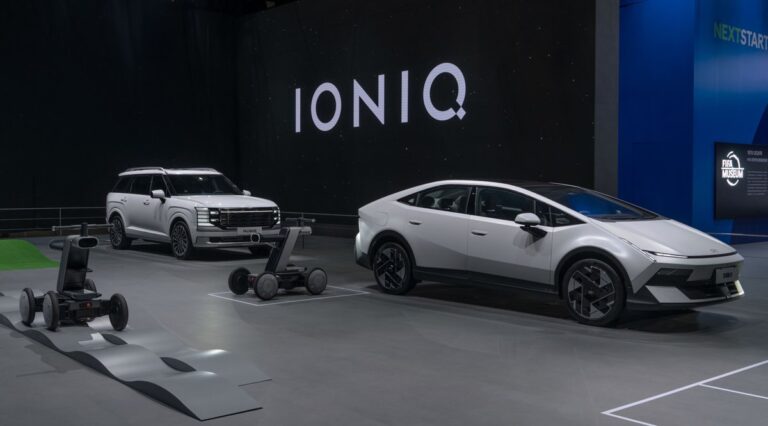 Hyundai Ioniq V Unveiled at Beijing Auto Show