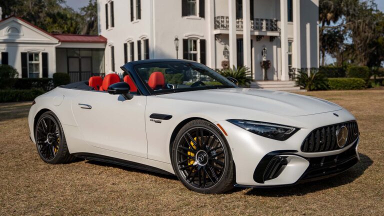 Mercedes-AMG SL 63 Roadster Size and Performance in Focus