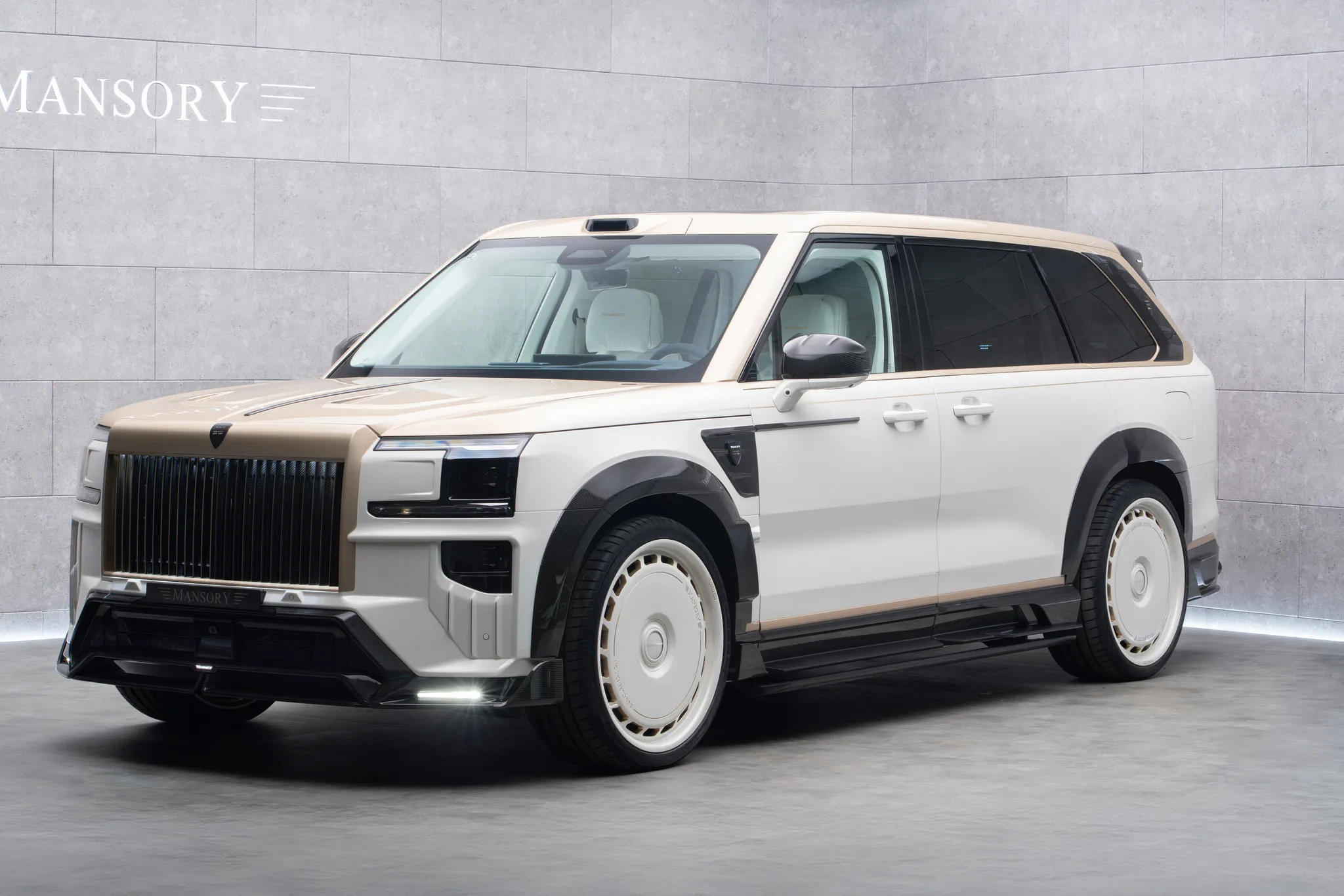 China’s Answer To The Rolls-Royce Cullinan Looked Classy, Mansory Fixed That
