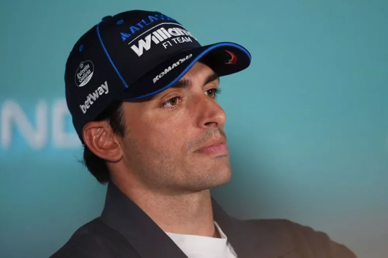 F1 Fans Divided Over Sainz’s First Madring Laps