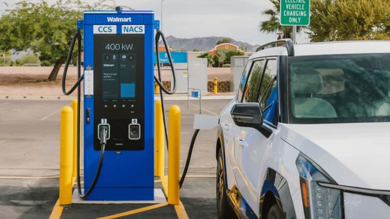 Walmart Expands 400 kW EV Chargers With ABB Units