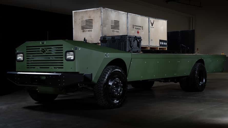U.S. Army Selects Extended-Range EV Platform for New UGV