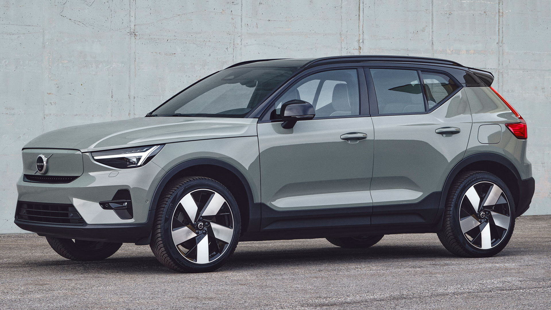 Volvo EX50 Reportedly Set to Replace EX40 in 2027